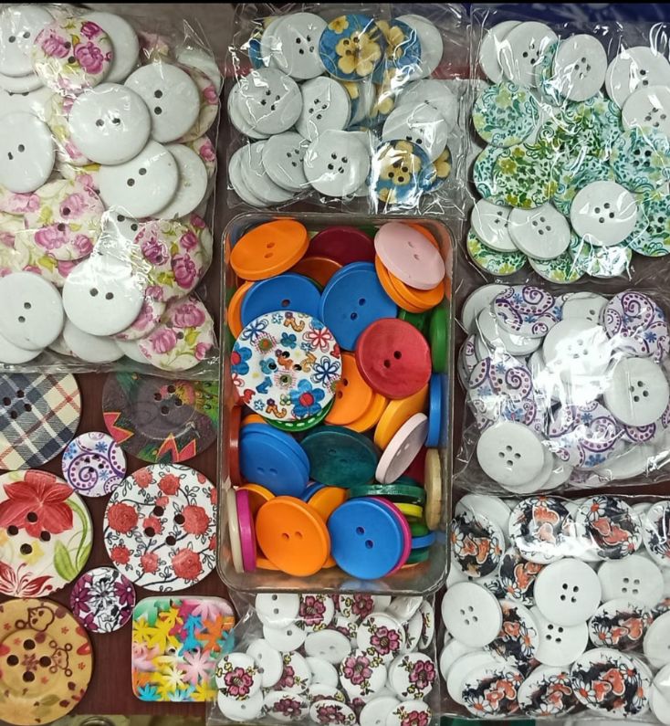 Buttons Buttons