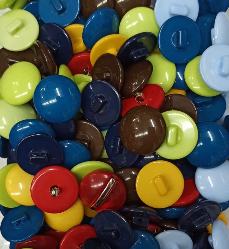 Buttons Buttons