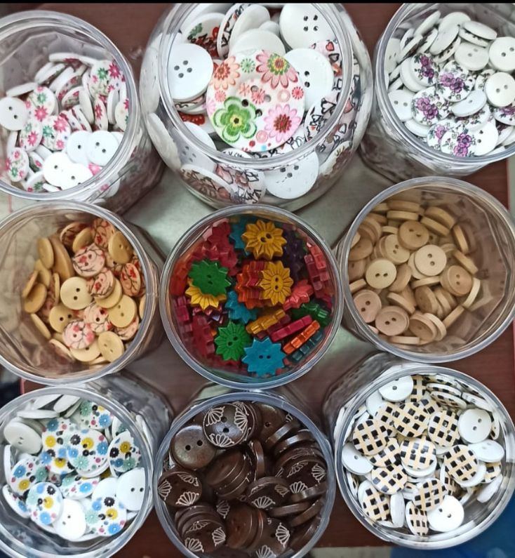 Buttons Buttons